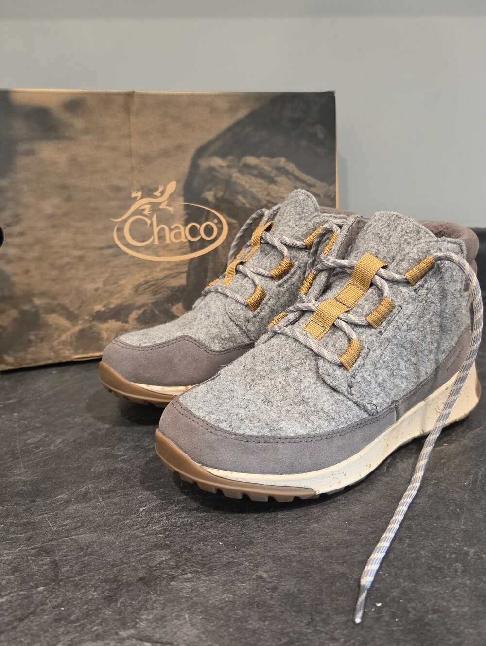 Chaco Borealis Ledge Boot Size 7
